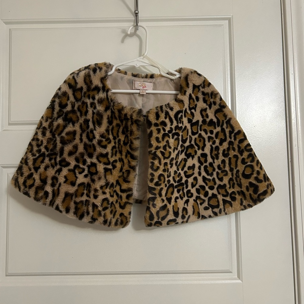 GB girls Leopard Print Faux Fur Cape. Perfect condition. Size L.